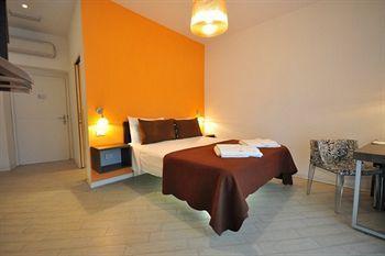 First Floor 2* Roma